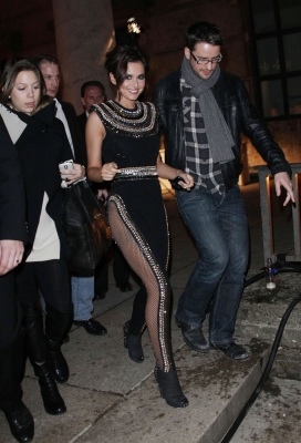 Cheryl_Cole_leaving_DLD_Starnight_in_Gerrmany_25_01_10_6.jpg