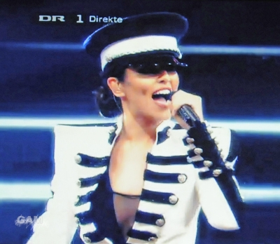 Cheryl_Cole_on_Danish_X_Factor_05_03_10_40.jpg