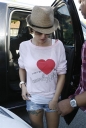 Cheryl_Cole_visits_a_studio_in_Santa_Monica_20_02_10_43.jpg