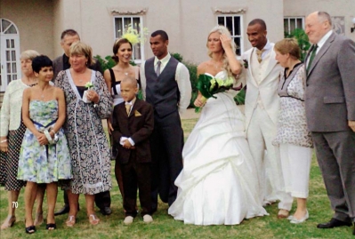 Cheryl_and_Ashley_at_Matthew_Coles_wedding_29_06_08_3.jpg