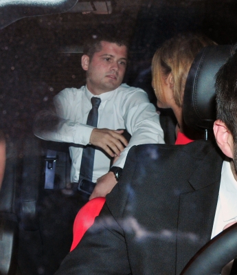 Cheryl_and_Kim_arriving_back_at_The_Loews_Hotel_10_07_11_4.jpg