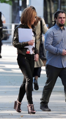 Cheryl_Cole_at_the_America_Embassy_in_London_29_06_11_16.jpg