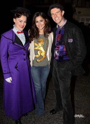 Cheryl_Cole_backstage_at_Mary_Poppins_on_Broadway_17_05_11_14.jpg