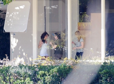 Cheryl_Cole_in_LA_06_03_11_19.jpg