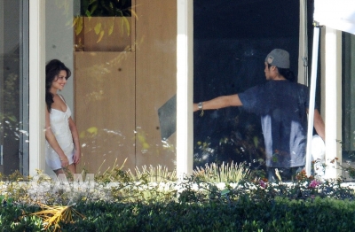 Cheryl_Cole_in_LA_06_03_11_36.jpg