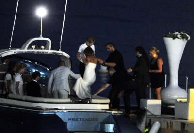 Cheryl_Cole_in_the_South_of_France_04_08_11_6.jpg