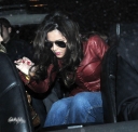 Cheryl_Cole_lands_at_LAX_airport_06_05_11_25.jpg