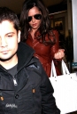 Cheryl_Cole_lands_at_LAX_airport_06_05_11_48.jpg