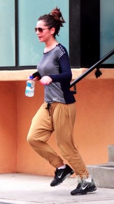 Cheryl_Cole_leaves_a_gym_in_Studio_City_07_05_11_12.JPG