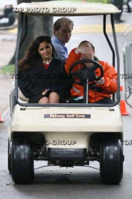 Cheryl_leaving_the_Fox_Upfronts_16_05_11_281629.jpg