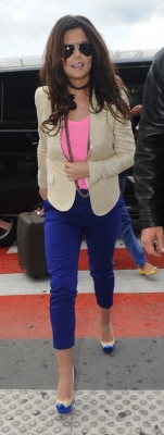 Cheryl_Cole_seen_leaving_France_15_05_11_28.jpg