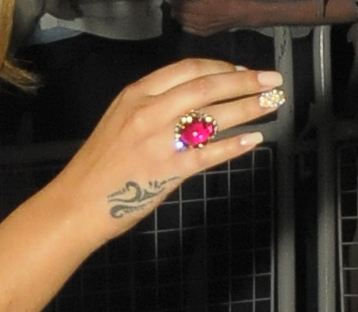 Cheryl_Coles_Birthday_01_07_11_89.JPG