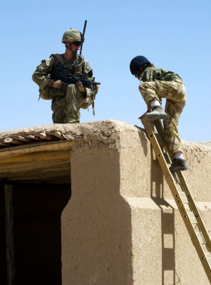 Cheryl_in_Afghanistan_14_09_11_128.jpg