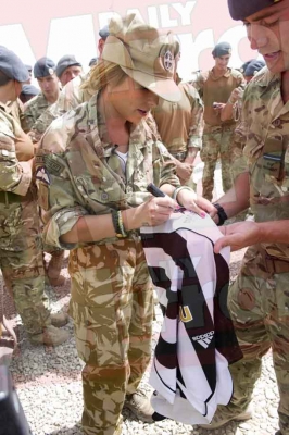 Cheryl_in_Afghanistan_14_09_11_66.jpg