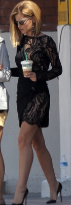 Cheryl_on_set_of_What_to_Expect_When_Youre_Expecting_29_08_11_3.jpg
