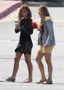 Имя файла=Cheryl_on_set_of_What_to_Expect_When_Youre_Expecting_29_08_11_17.jpg
Размер файла=219КБ
Размеры=1293x1800
Дата=Март 11, 2012 Cheryl_on_set_of_What_to_Expect_When_Youre_Expecting_29_08_11_17.jpg