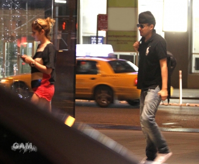 Cheryl_and_Alex_Da_Kid_in_New_York_28_09_11_5.jpg