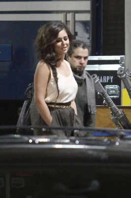 Cheryl_leaving_day_2_X_Factor_USA_Los_Angeles_auditions_9_05_11_1.jpg