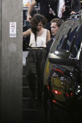 Cheryl_leaving_day_2_X_Factor_USA_Los_Angeles_auditions_9_05_11_5.jpg