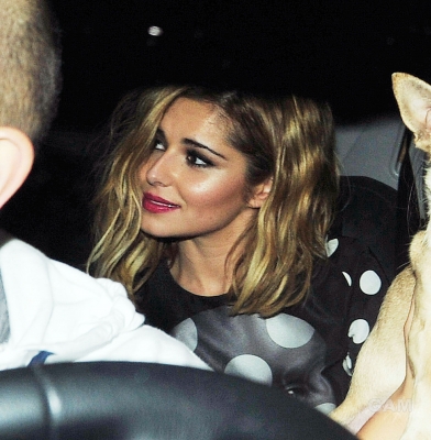 Cheryl_Cole_leaving_the_Roundhouse_in_Camden_07_10_11_4.jpg
