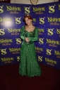 Cheryl_Nicola__Kim_at_Shrek_The_Musical_Premiere_5_10_11_26.jpg