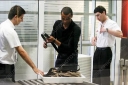 Cheryl_and_Ashley_Cole_Arrive_At_Nice_Airport_France_11062009_33.jpg