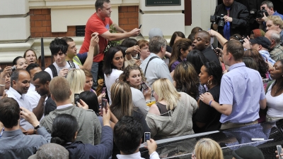 Cheryl_arriving_at_the_ICC_Birmingham_30_06_09_7.jpg
