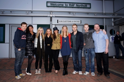 Cheryl_Cole_and_Kimberley_Walsh_return_from_Africa_090309_8.JPG