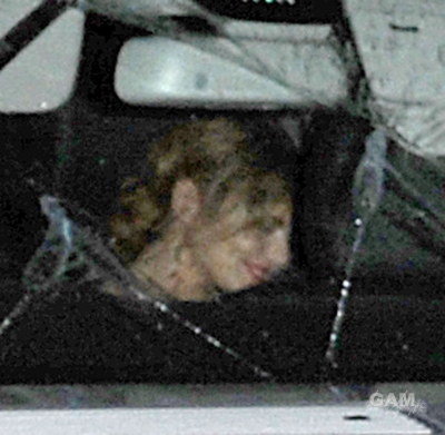Cheryl_and_Kimberley_leaving_Bungalow_8_09_10_11_1.jpg