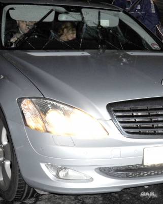 Cheryl_and_Kimberley_leaving_Bungalow_8_09_10_11_4.jpg