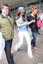 Cheryl_Cole_at_the_airport_in_Glasgow_090609_2.jpg