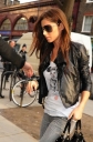 Cheryl_Cole_goes_to_get_her_vaccinations_130209_21.jpg