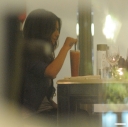 Cheryl_Cole_having_dinner_at_Soho_140409_1.jpg