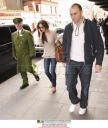 Cheryl_Cole_seen_leaving_Harrods_260209_27.jpg