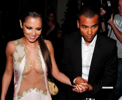 Cheryl_leaving_Mayfair_hotel_and_at_the_Vanilla_Club_1_07_09_25.jpg