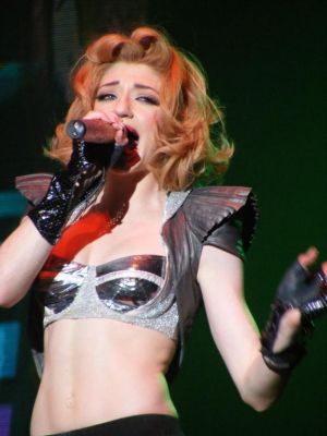 Out_of_Control_Tour_2009_-_Manchester_17_05_09_287229.jpg