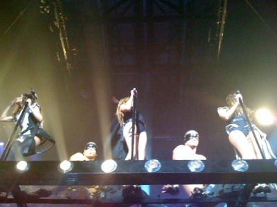 Out_of_Control_Tour_2009_-_Manchester_240409_11.jpg