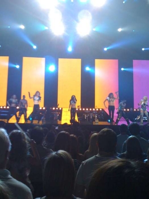 Out_of_Control_Tour_2009_-_Manchester_240409_17.jpg