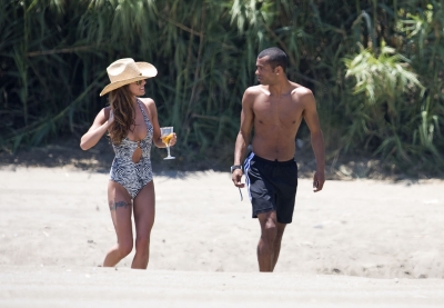 Cheryl__Ashley_in_Marbella_12.jpg