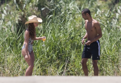 Cheryl__Ashley_in_Marbella_33.jpg