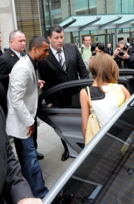 Cheryl___Ashley_leaving_a_hotel_in_Manchester_30_06_08_282829.jpg