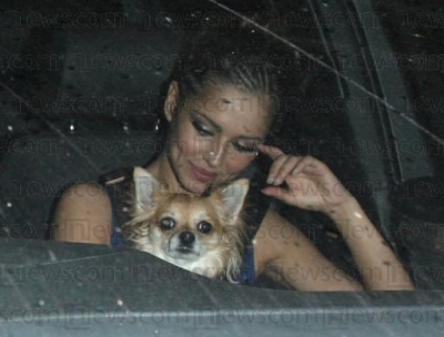 Cheryl__Nicola_In_brighton_140508_12.jpg