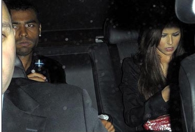 Cheryl_and_Ashley_leaving_Novello_Theatre_280808_4.jpg