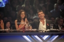 Cheryl_and_Judges_on_X_Factor_08112008_4.jpg