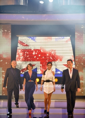 Cheryl_and_Judges_on_X_Factor_15112008_1.jpg