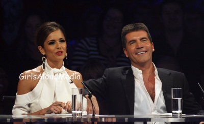 Cheryl_and_Judges_on_X_Factor_15112008_4.jpg