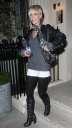 Girls_Aloud_leaving_a_London_Hotel_08_12_08_283229.jpg
