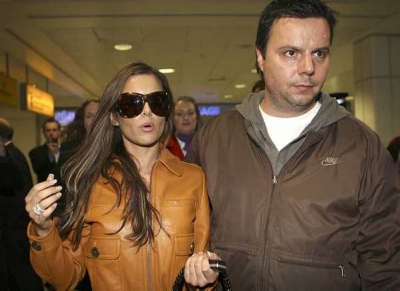 Cheryl_at_Heathrow_Airport_in_London_Uk_28022008_46.jpg