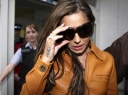 Cheryl_at_Heathrow_Airport_in_London_Uk_28022008_37.jpg