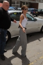 Cheryl_Cole_leaving_her_Hotel_in_Cardiff_030708_5.jpg